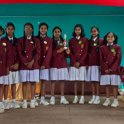 වාද විවාද තරගය 